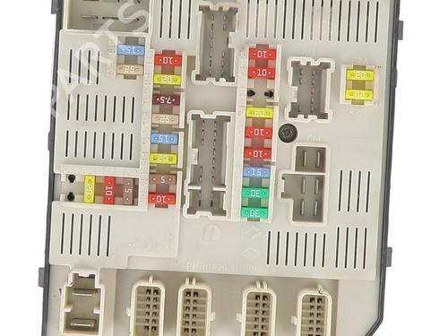 Fuse box RENAULT MEGANE III Hatchback (BZ0/1_, B3_) 1.9 dCi (BZ0N, BZ0J) | BP33308520E1 - Image 2