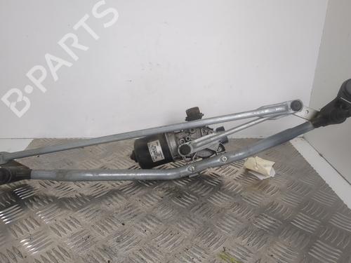 Used Front wiper motor DACIA SANDERO II 1.5 dCi (90 hp) 25659886
