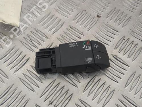 Used Switch DACIA DUSTER (HS_) 1.2 TCe 125 (125 hp) 25657311