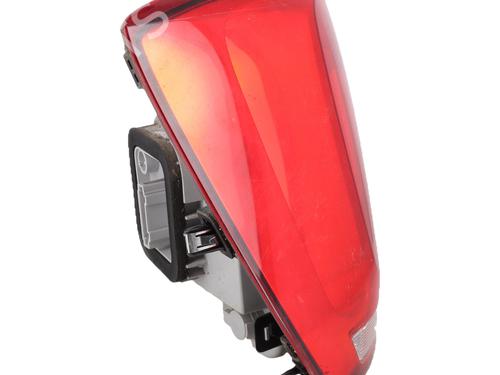Used Left taillight Left taillight 33023019 33023019