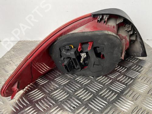 Højre baglygte PEUGEOT 206 CC (2D) 1.6 16V (2DNFUF, 2DNFUR) | BP25658410C35 