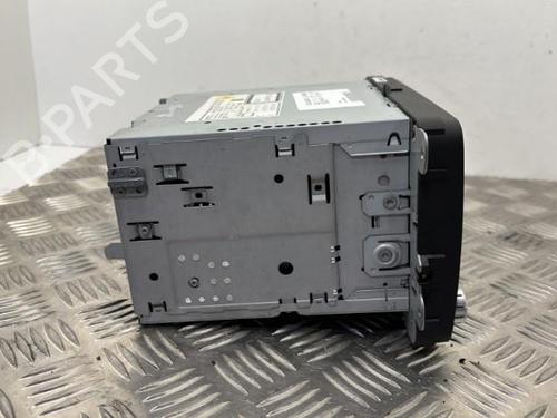 Used Radio VW GOLF VI (5K1) 1.4 TSI (122 hp) 25658863