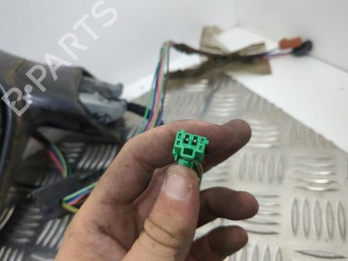 left-mirror-citroen-c4-i-lc_-2004-2005-2006-2007-2008-2009-2010-2011-2012-2013-2014-25655966 main image