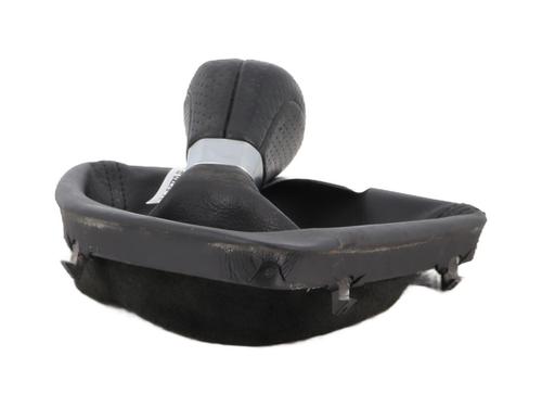 shift-knob-bmw-1-coupe-e82-2006-2007-2008-2009-2010-2011-2012-2013-31811613 main image