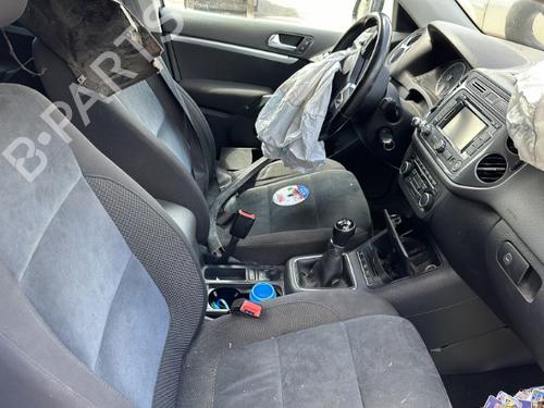 Right front driveshaft VW TIGUAN (5N_) 2.0 TDI | BP25655245M39 