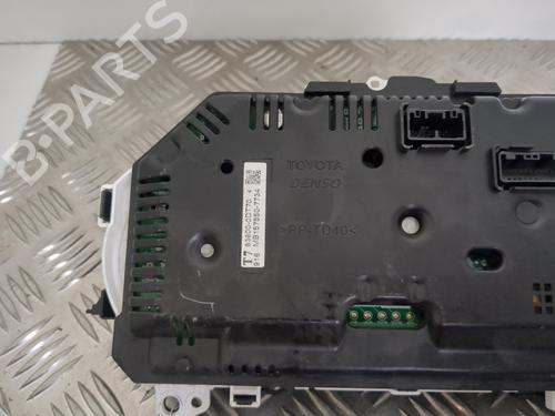 Instrument cluster TOYOTA YARIS (_P13_) 1.5 Hybrid (NHP130_, NHP130) | BP25659931C47 