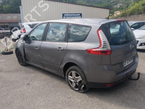 Fuse box RENAULT GRAND SCÉNIC III (JZ0/1_) 1.5 dCi (JZ09, JZ0D, JZ10, JZ14, JZ1G, JZ29, JZ2C) | BP25658127E1 