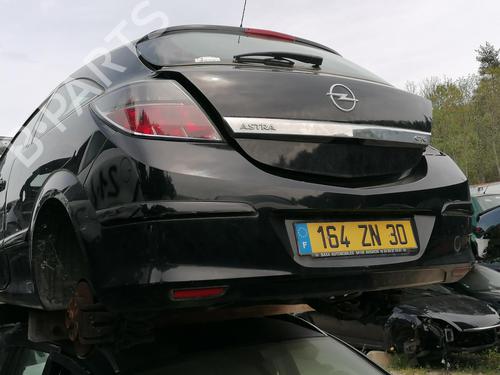 Forkjerm høyre OPEL ASTRA H GTC (A04) 1.9 CDTi (L08) | BP27685725C42 