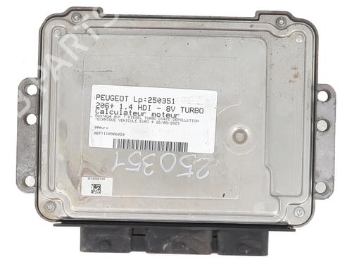 Used Engine control unit (ECU) Engine control unit (ECU) PEUGEOT 206+ (2L_, 2M_) 1.4 HDi eco 70 (68 hp) 28216246 28216246
