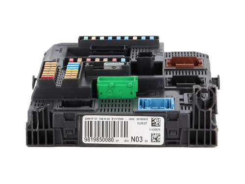 Used Fuse box Fuse box PEUGEOT 208 I (CA_, CC_) 1.2 VTI 82 (82 hp) 28218162 28218162