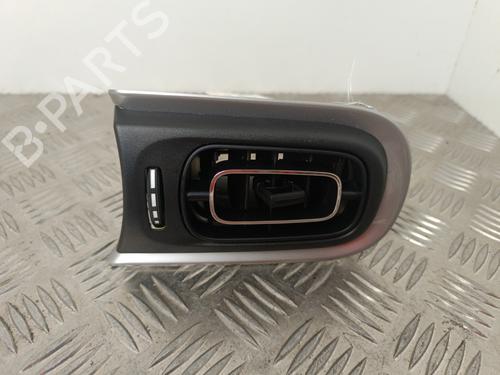 Grille d'aération CITROËN C3 / C3 ORIGIN III (SX) 1.5 BlueHDi 100 (SXYHYP, SXYHTU) (102 hp) 25659759
