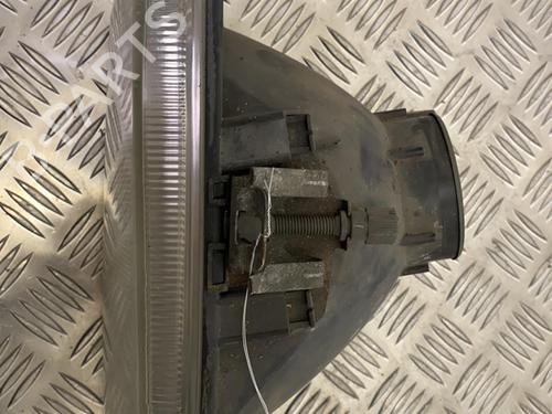 Right headlight FORD FIESTA III (GFJ) 1.1 | BP25657366C29 