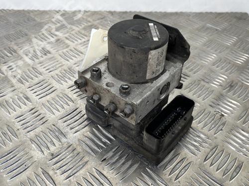 ABS Bremseaggregat RENAULT TWINGO II (CN0_) 1.2 16V (CN04, CN0B) (75 hp) 25658372