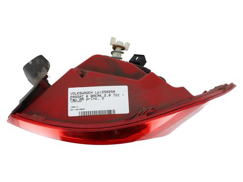 Right taillight VW PASSAT B7 Variant (365) 2.0 TDI | BP25975861C35