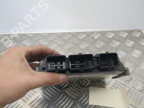 Used Engine control unit (ECU) PEUGEOT 308 I (4A_, 4C_) 1.6 HDi (109 hp) 25657635