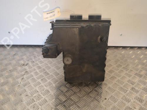 Used Air filter box Air filter box LAND ROVER RANGE ROVER SPORT I (L320) 3.0 D 4x4 (245 hp) 25657487 25657487