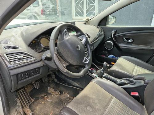 Kombinert Instrument RENAULT MEGANE III Hatchback (BZ0/1_, B3_) 1.5 dCi (BZ09, BZ0D, BZ1W, BZ29, BZ14) (110 hp) 25655185