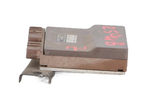 Used Electronic module Electronic module TOYOTA RAV 4 II (_A2_) 2.0 D 4WD (CLA20_, CLA21_, CLA20R, CLA21R) (116 hp) 33308526 33308526