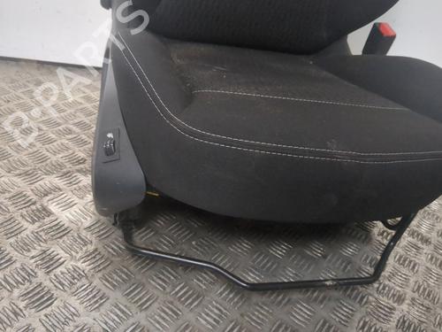 Right front seat PEUGEOT 208 I (CA_, CC_) 1.6 HDi / BlueHDi 75 | BP25658107C16 