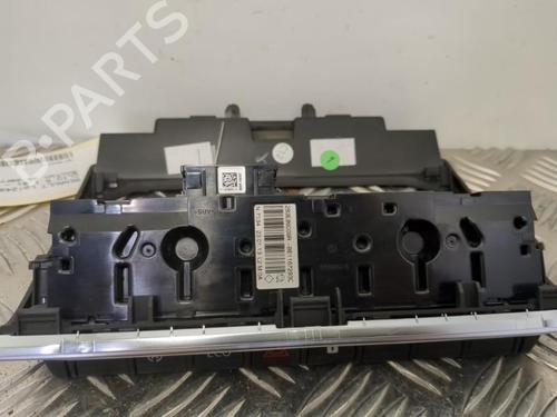 Used Warning switch RENAULT CLIO V (B7_) 1.0 TCe 90 (B7MT) (91 hp) 25658670