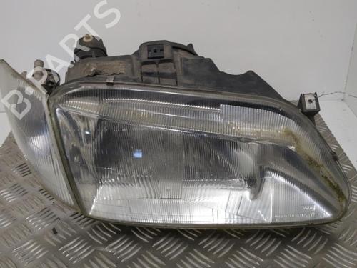 Used Right headlight Right headlight RENAULT MEGANE I (BA0/1_) 1.6 e (BA0F, BA0S) (90 hp) 25657813 25657813