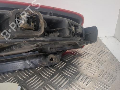 Used Right taillight Right taillight 25660074 25660074
