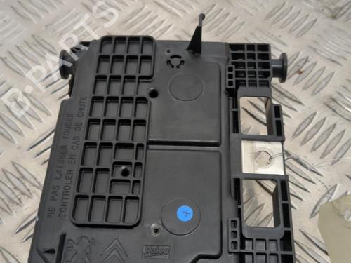 Used Fuse box Fuse box CITROËN C3 II (SC_) 1.4 HDi 70 (SC8HZC, SC8HR0, SC8HP4) (68 hp) 25657284 25657284