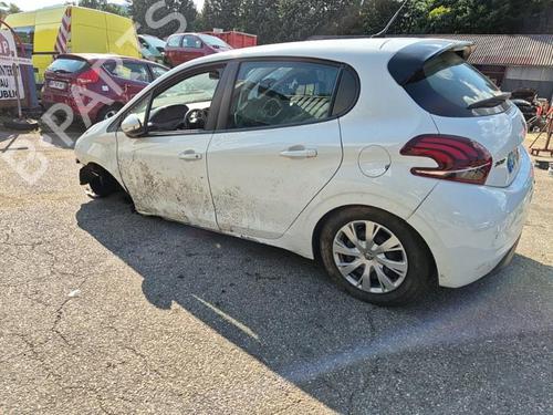 Used Rear parcel shelf PEUGEOT 208 I (CA_, CC_) 1.6 HDi / BlueHDi 75 (75 hp) 25656637