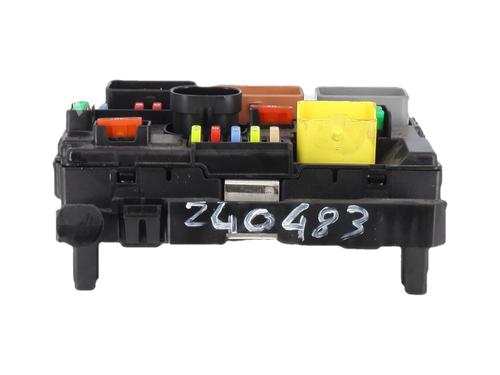Used Fuse box Fuse box DS DS 3 (SA_) 1.2 THP 110 / PureTech 110 (SAHNPS, SAHNZ6, SAHNZT) (110 hp) 34474277 34474277