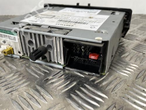 Radio RENAULT MEGANE III Hatchback (BZ0/1_, B3_) 1.5 dCi (BZ09, BZ0D, BZ1W, BZ29, BZ14) | BP25656656E6 