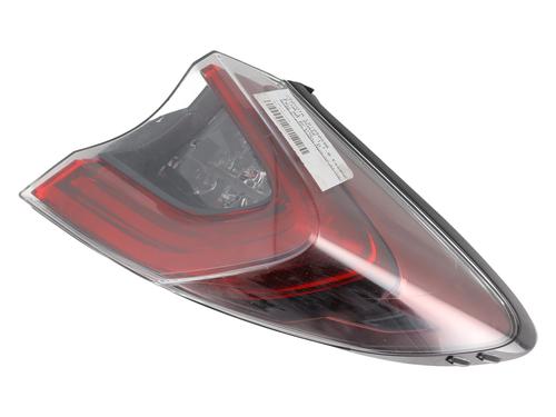 right-taillight-toyota-c-hr-_x1_-2016-31597404 main image