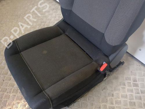 Used Right front seat Right front seat CITROËN C3 III (SX) 1.6 BlueHDi 75 (75 hp) 25658609 25658609