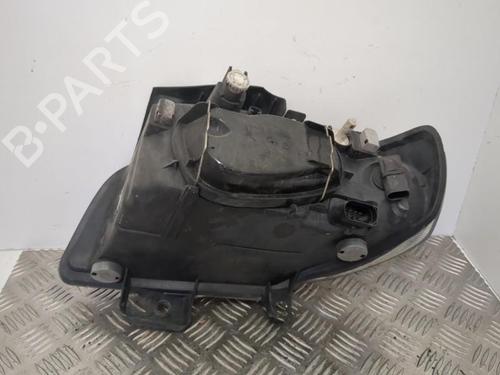 Used Right headlight Right headlight SEAT CORDOBA (6K1, 6K2) 1.9 TDI (90 hp) 25658930 25658930