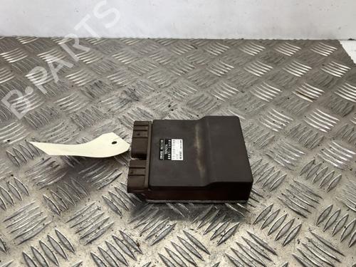 Module électronique TOYOTA RAV 4 II (_A2_) 2.0 D 4WD (CLA20_, CLA21_, CLA20R, CLA21R) (116 hp) 25655355