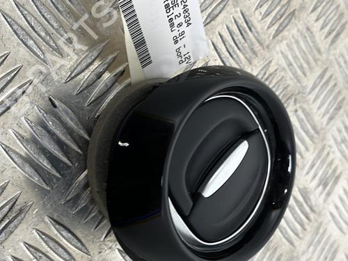 Used Air vent RENAULT CLIO IV (BH_) 0.9 TCe 90 (BHNF, BHMA, BHMH, BHJK, BHJR) (90 hp) 25658301