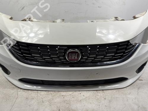 Used Front bumper FIAT TIPO Hatchback (356_, 357_) 1.6 D (356HXG11) (114 hp) 31381332