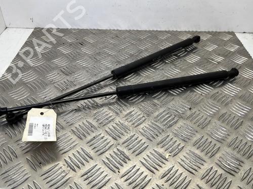 Gassdemper Bakluke RENAULT MEGANE IV Hatchback (B9A/M/N_) 1.5 Blue dCi 115 (B9A6) (116 hp) 25660329