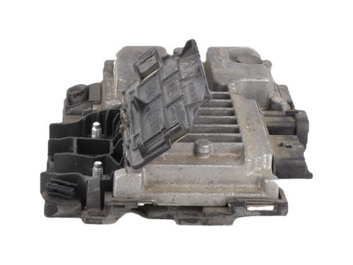 Used Start/Stop ECU Start/Stop ECU DS DS 3 (SA_) 1.2 THP 110 / PureTech 110 (SAHNPS, SAHNZ6, SAHNZT) (110 hp) 34474280 34474280