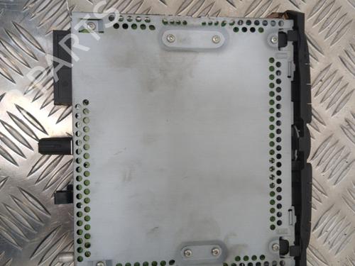 radio-renault-megane-iii-hatchback-bz01_-b3_-2008-25659174 main image