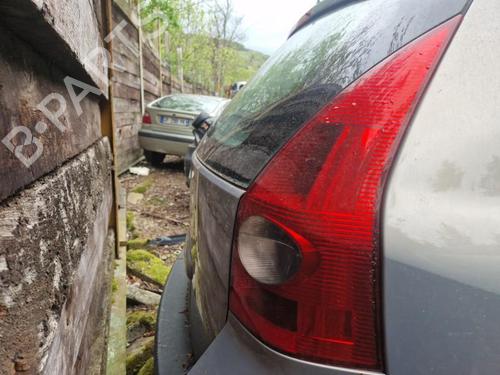 Right taillight RENAULT MEGANE II Estate (KM0/1_) 1.9 dCi (KMRG, KM1G, KM0G, KM2C) | BP25658713C35 