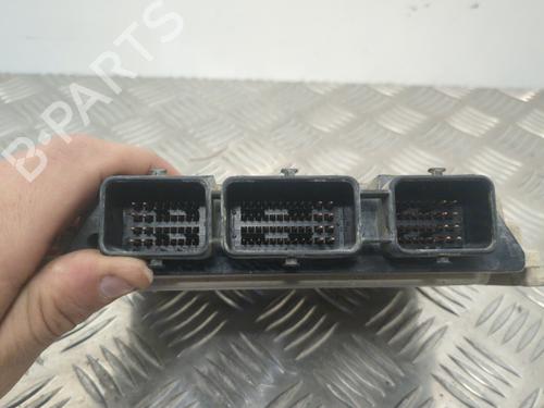 Engine control unit (ECU) RENAULT MASTER II Van (FD) 2.2 dCI 90 | BP25657415M57 