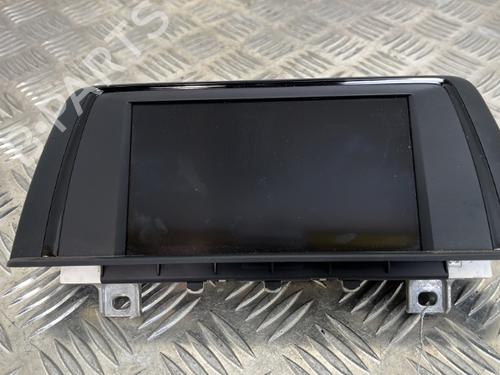Used Display monitor BMW 1 (F21) 114 i (102 hp) 25660147