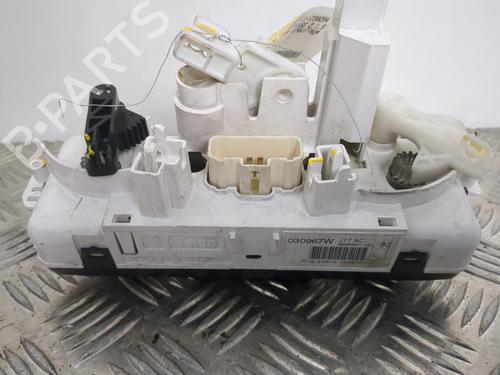 AC Styreenhet / Manøvreringsenhet RENAULT CLIO III (BR0/1, CR0/1) 1.5 dCi (C/BR0G, C/BR1G) | BP25656527I5 