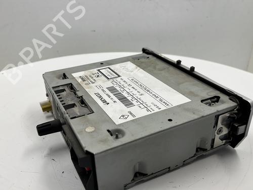 Used Radio Radio RENAULT MEGANE III Grandtour (KZ0/1) 1.9 dCi (KZ0J, KZ0N, KZ1S) (131 hp) 25654661 25654661