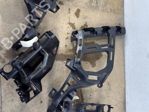Used Rear bumper bracket Rear bumper bracket PEUGEOT 3008 II SUV (MC_, MR_, MJ_, M4_) 1.2 THP/ PureTech 130 (MRHNSM, MRHNSU, MRHNSJ, MRHNYW,... (131 hp) 26603657 26603657