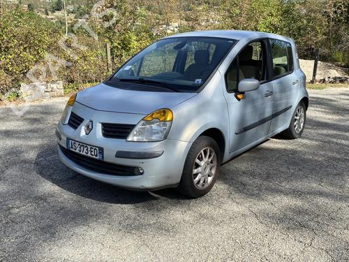 Feu arrière droit RENAULT MODUS / GRAND MODUS (F/JP0_) 1.5 dCi (FP0D, JP0D) (82 hp) 25655584