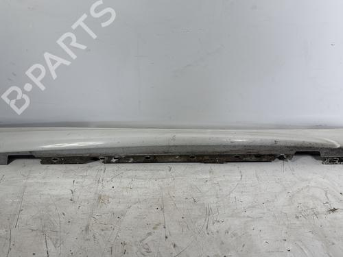 Used Right sideskirt BMW 1 Coupe (E82) 120 d (177 hp) 30572905