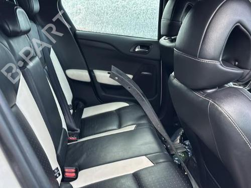Used Middle console CITROËN DS4 (NX_) 2.0 HDi / BlueHDi 135 (136 hp) 25660572