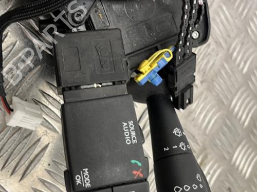 Used Steering column stalk Steering column stalk DACIA SANDERO 1.5 dCi (68 hp) 25658563 25658563