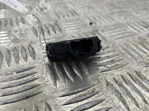 Warning switch FORD MONDEO IV (BA7) 1.8 TDCi | BP25658288I22 - Image 2